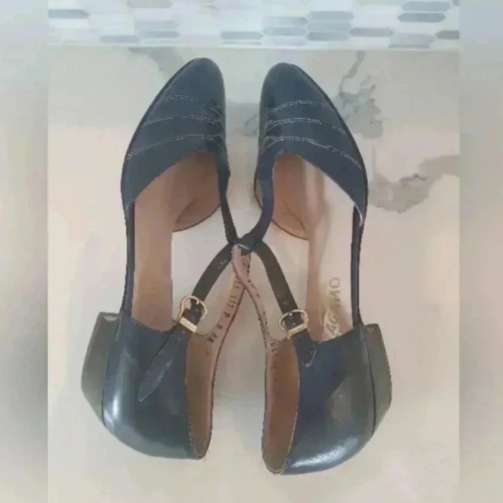 Salvatore Ferragamo blue flats - Picture 2 of 9